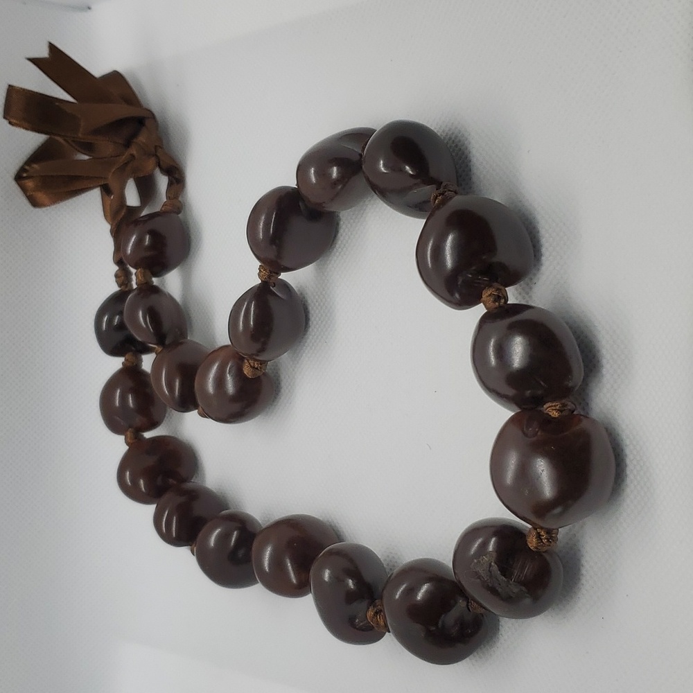 Hawaiian Kukiu Nut Brown Lei 20"